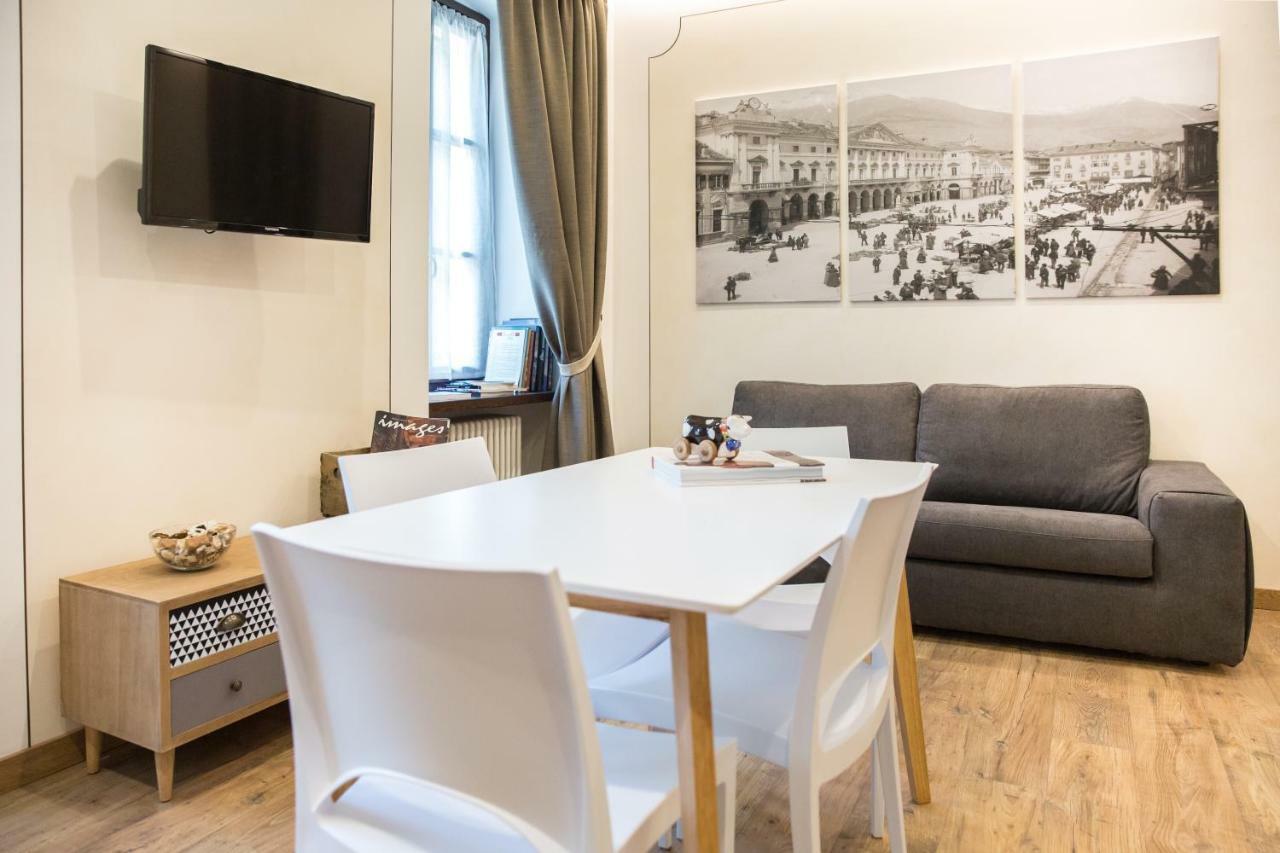 Inn Aosta - La Piazza Εξωτερικό φωτογραφία